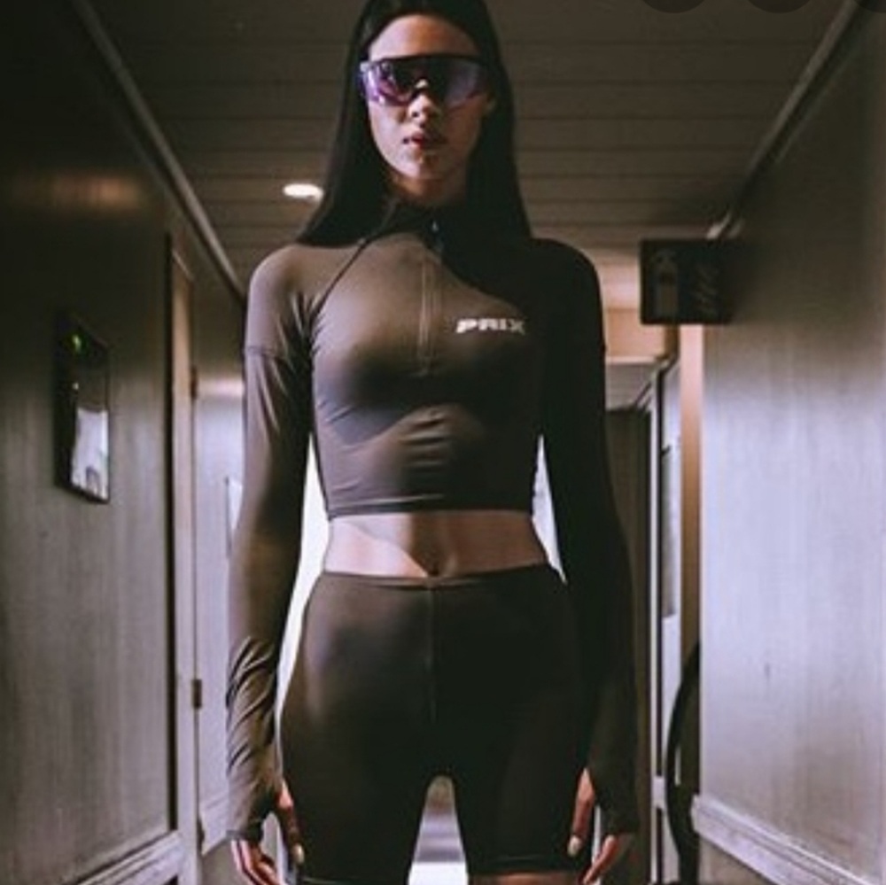 Prix Knight Top in Black